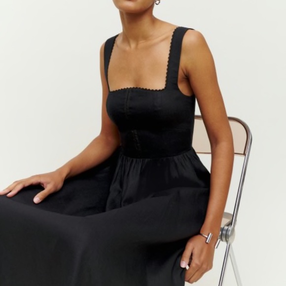 NWT Reformation Tagliatelle Linen Dress Black - Picture 4 of 7